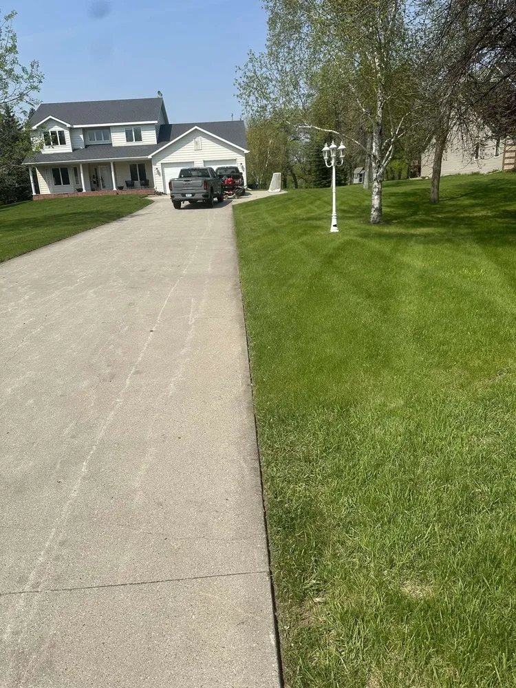 Top-rated landscaping services experts serving Warren, MN - Ultimate Landcare