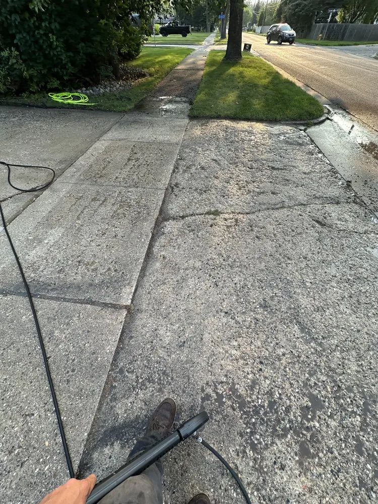 Reliable yard maintenance in Warren, MN by Ultimate Landcare