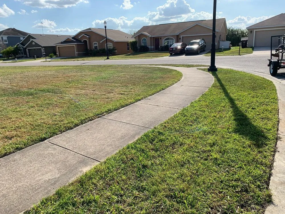 Custom garden landscaping for homes in St. Cloud, FL by Ultimate Landscape Services