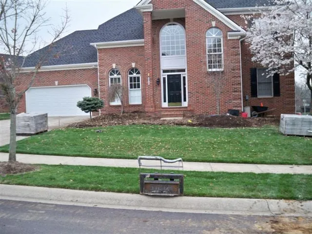 Affordable yard maintenance experts serving Lexington, KY - Ultimate Lawn & Landscape