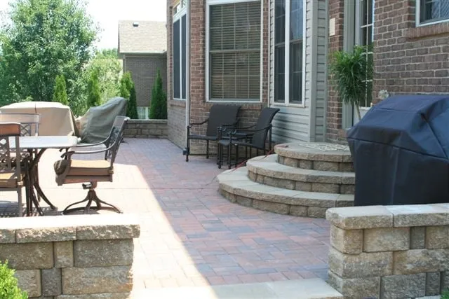 Affordable yard maintenance in Lexington, KY - Ultimate Lawn & Landscape