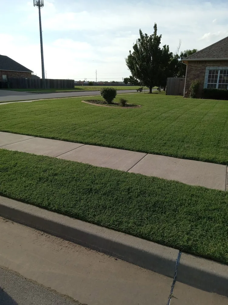 Top-rated residential landscaping with custom design across Moore, OK - ultimate Lawn Care & Handy Work