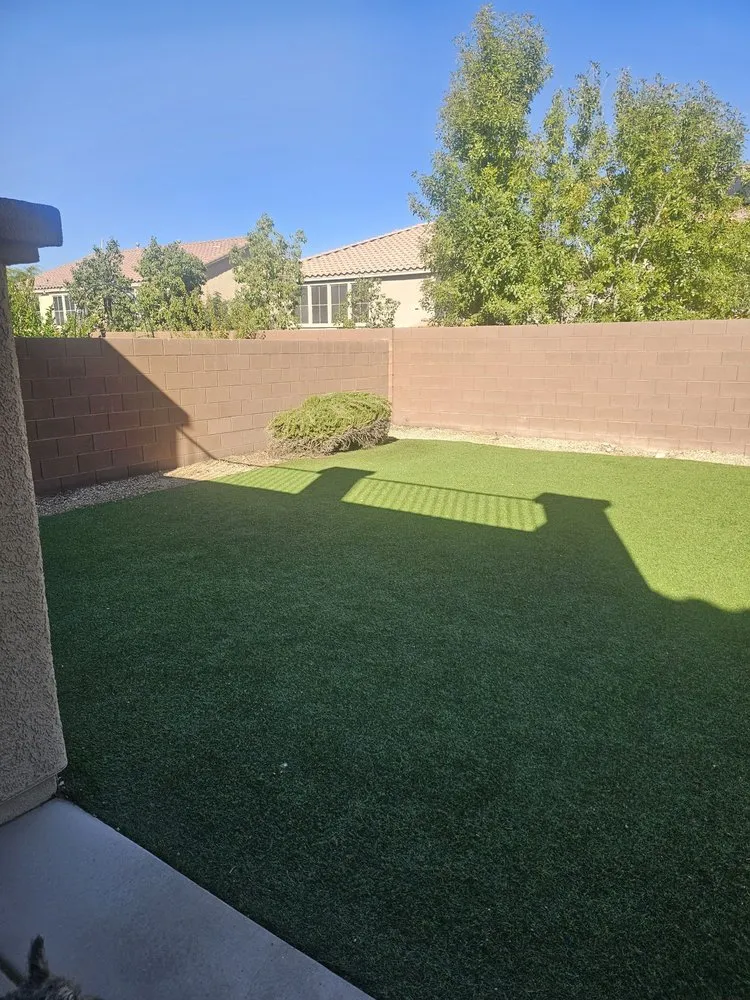 Reliable lawn care service experts serving Las Vegas, NV - Ultimate Lawn Maintenance