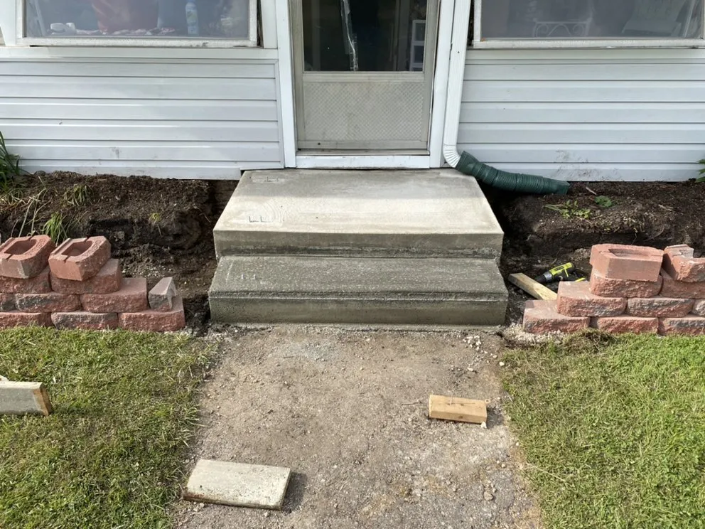 Reliable yard maintenance near you in Jackson, MI by Ultimate Property Solutions