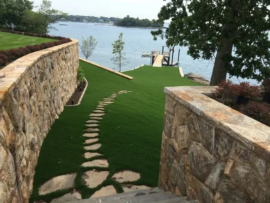 Ultimate Services Logo