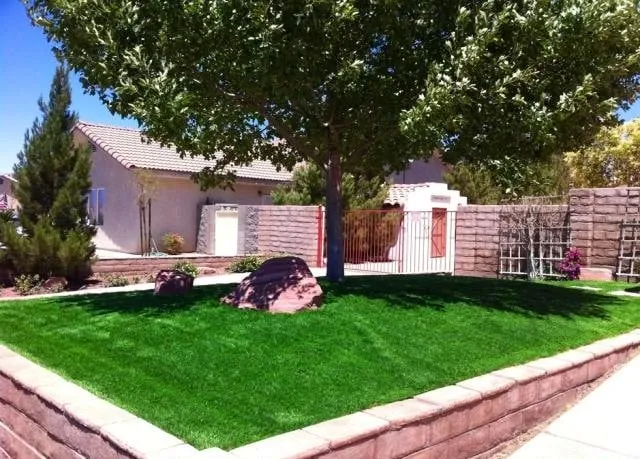Custom landscape installation in Rio Rancho, NM - Ultimate Syn-Turf
