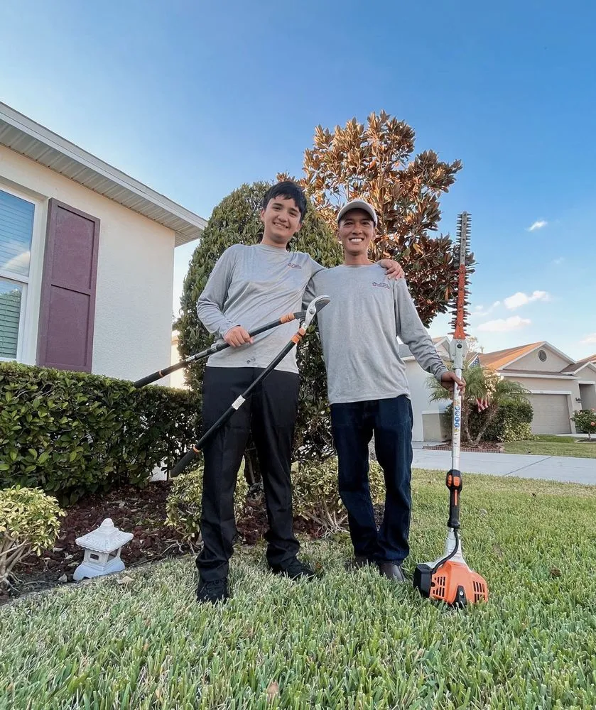 Top-rated outdoor landscaping with custom design in Mulberry, FL by Ultimate Tree and Landscaping Services