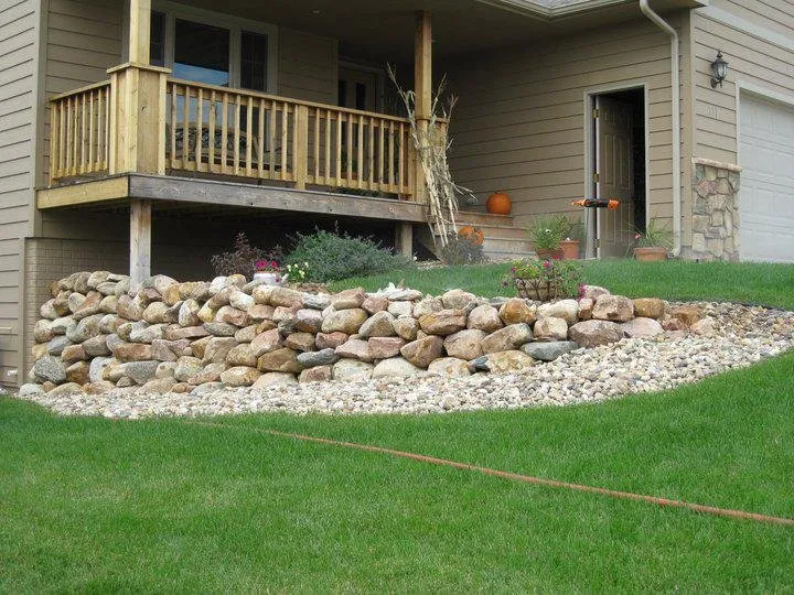 Reliable outdoor landscaping for year-round maintenance across Sioux Falls, SD - Ultimate Turf