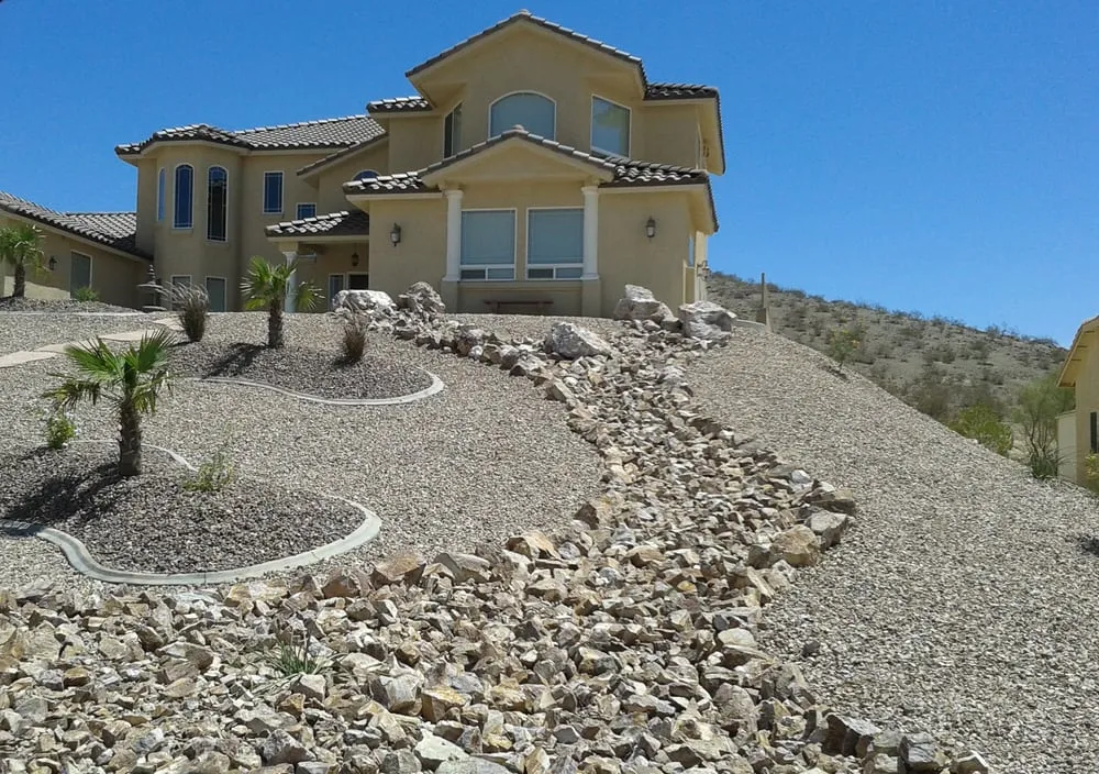Custom yard maintenance experts serving Victorville, CA - Ultra Landscapers