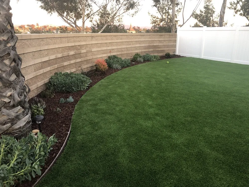 Professional yard cleanup service experts serving Lakeside, CA - Ultra Landscaping