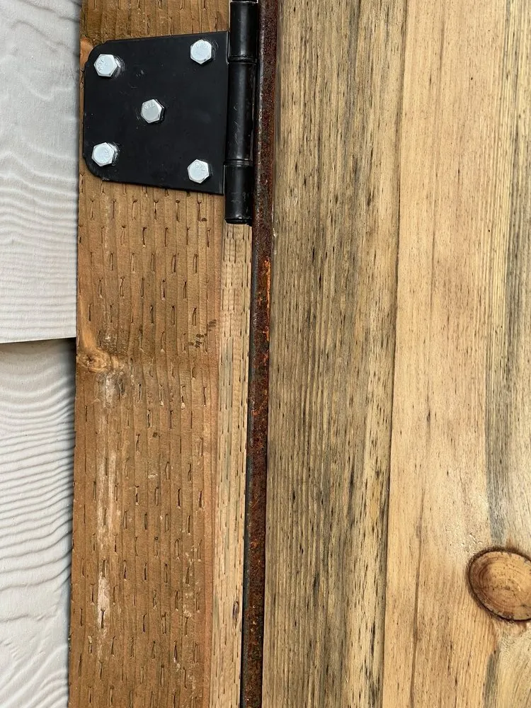 Reliable yard cleanup service in Lynnwood, WA - Ultra Quality Construction