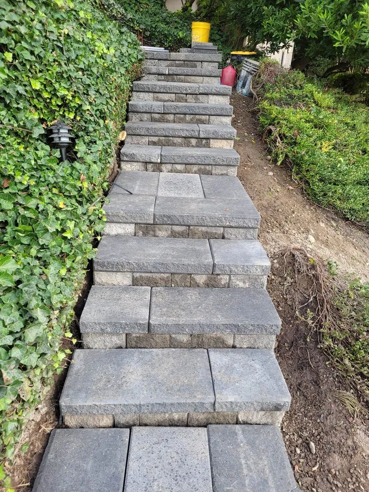 Reliable landscaping services in Lynnwood, WA by Ultra Quality Construction