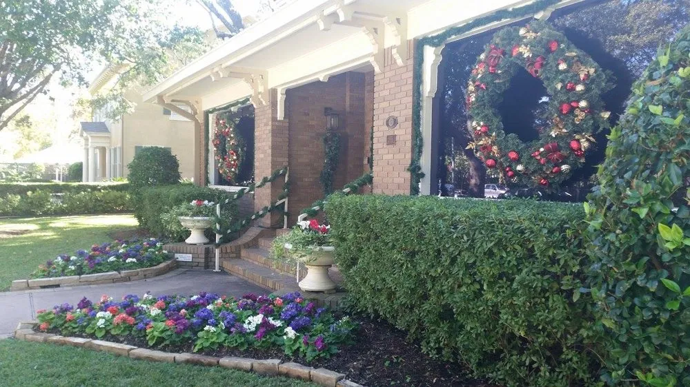 Top-rated lawn mowing service in Houston, TX - Ultrascape Landscaping & irrigation