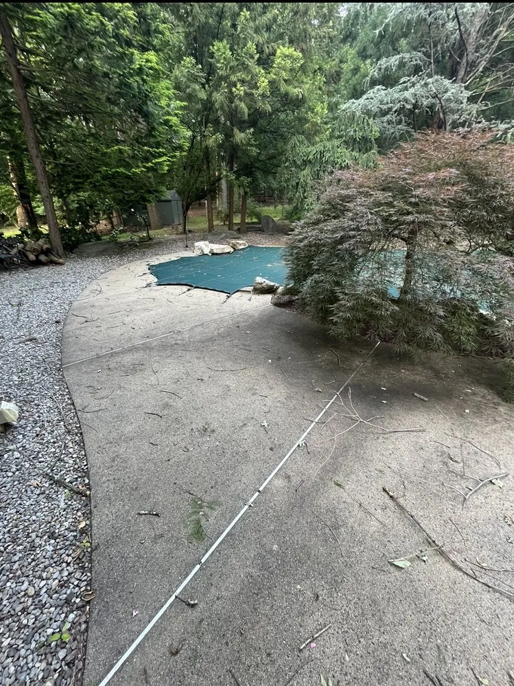 Local lawn mowing service experts serving Jersey City, NJ - Unbeat Pressure Washing