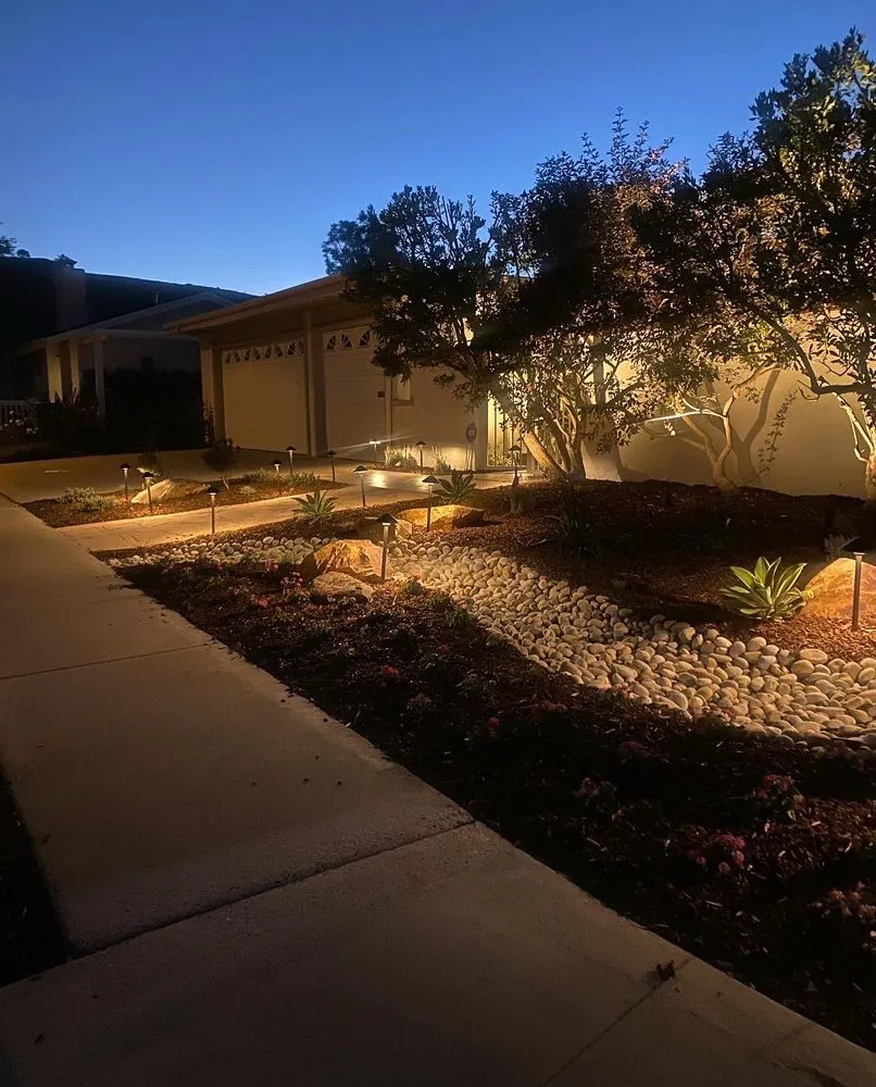 Reliable residential landscaping for year-round maintenance across Santa Ana, CA - Unbeatable Landscapes