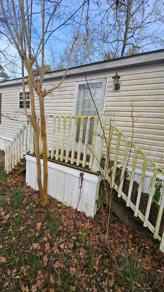 Reliable lawn mowing service experts serving Myrtle Beach, SC - Uncle Dan's Pressure Washing and Lawn Care