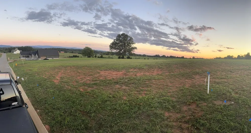 Local yard cleanup service for residential properties across Friendsville, TN - Uncle Jimmy’s Lawn Care