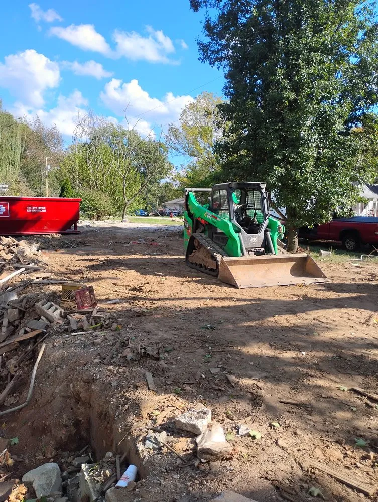 Top-rated yard maintenance experts serving Springfield, MO - Uncle Joe Lawncare and Demolition Service