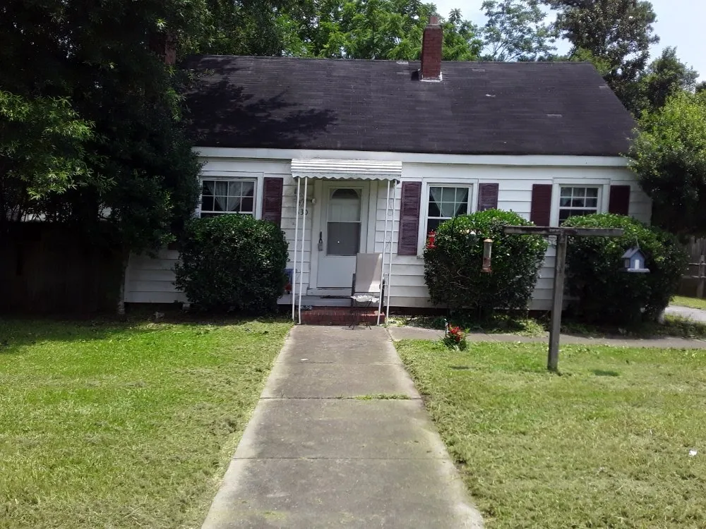 Reliable lawn care service in Midway Park, NC by Uncle Joe's Lawn Care Services