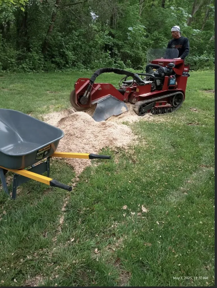 Custom landscaping services in Evansville, IN - Uncle Ts
