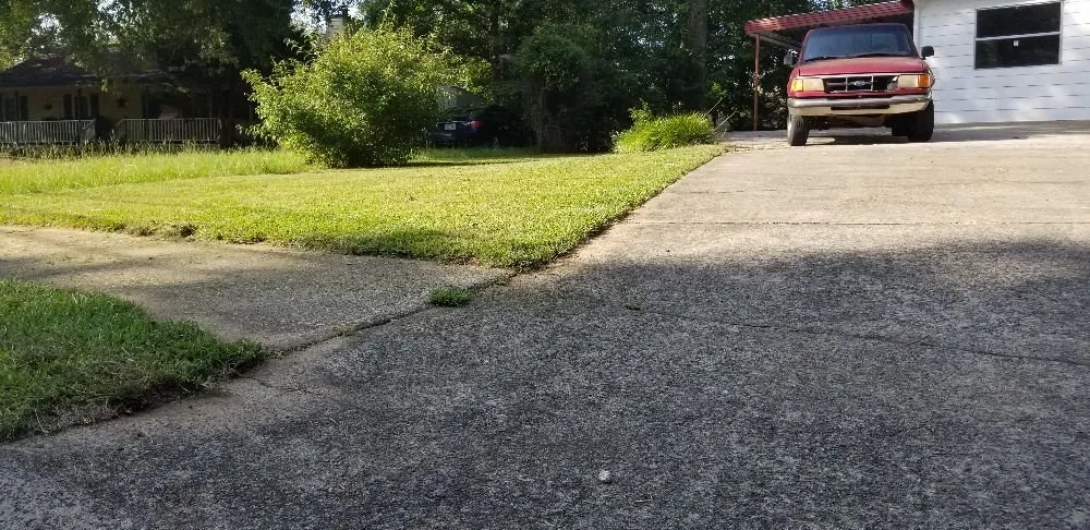 Professional garden landscaping near you across Rockmart, GA - Under Cuts Lawn