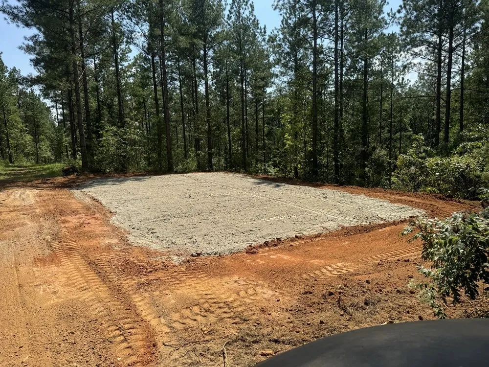 Affordable residential landscaping experts serving Talking Rock, GA - Under Grace Transport And Grading