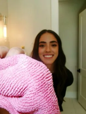 Under Pressure Cleaning Logo