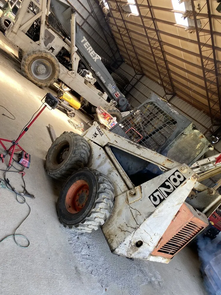 Reliable landscape installation in Louisville, KY - Undercuts lawn care and property services