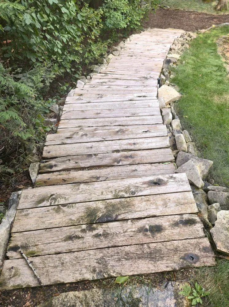 Custom landscape design experts serving Sturgeon Bay, WI - Underdog Property Maintenance LLC