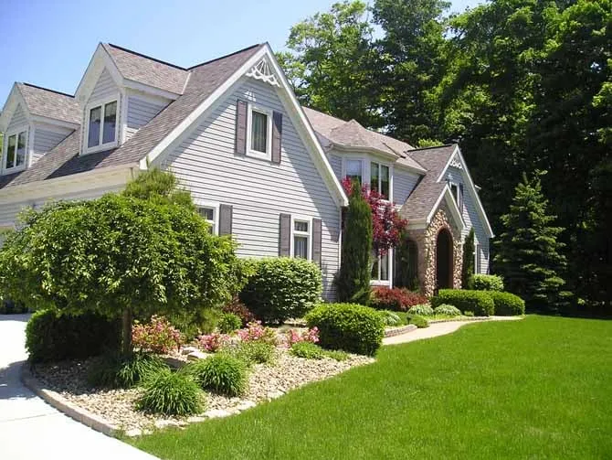 Trusted outdoor landscaping in Cordova, TN by Underfoot Solutions
