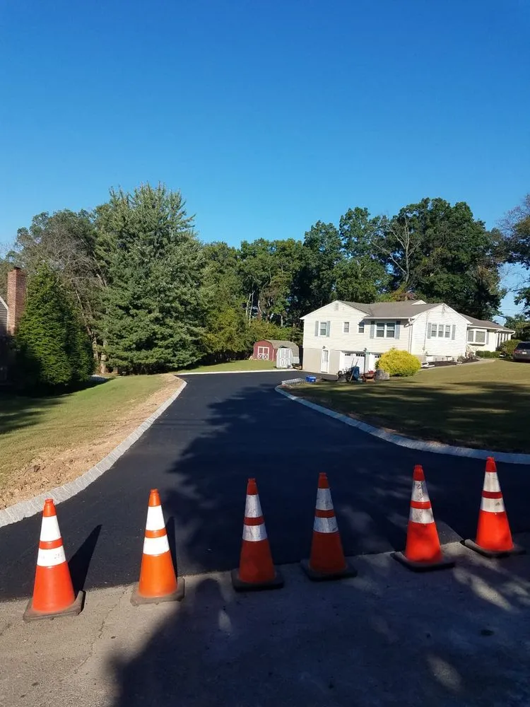 Affordable outdoor landscaping in Piscataway, NJ by Uneek Paving & Masonry