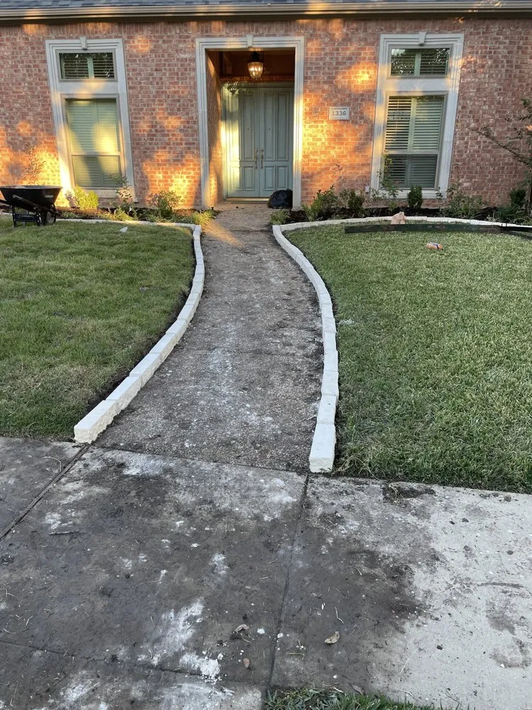 Custom lawn care service for beautiful yards across Houston, TX - Unified Landscaping Services