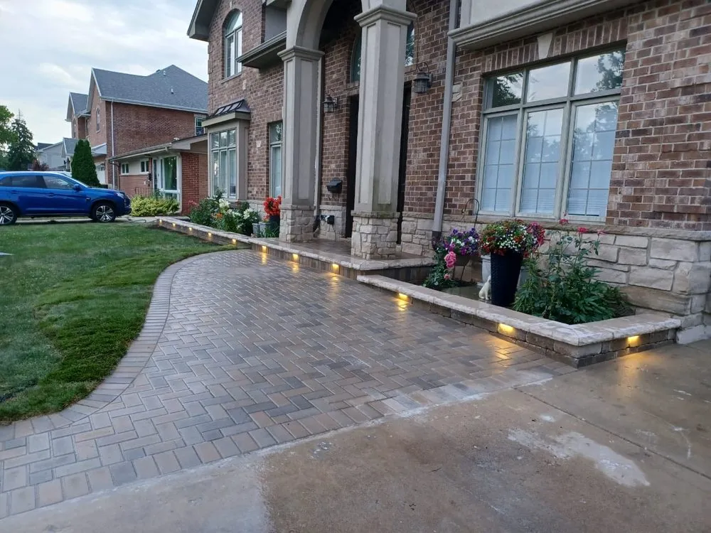 Professional yard maintenance in Chicago, IL by Unikstone Hardscape