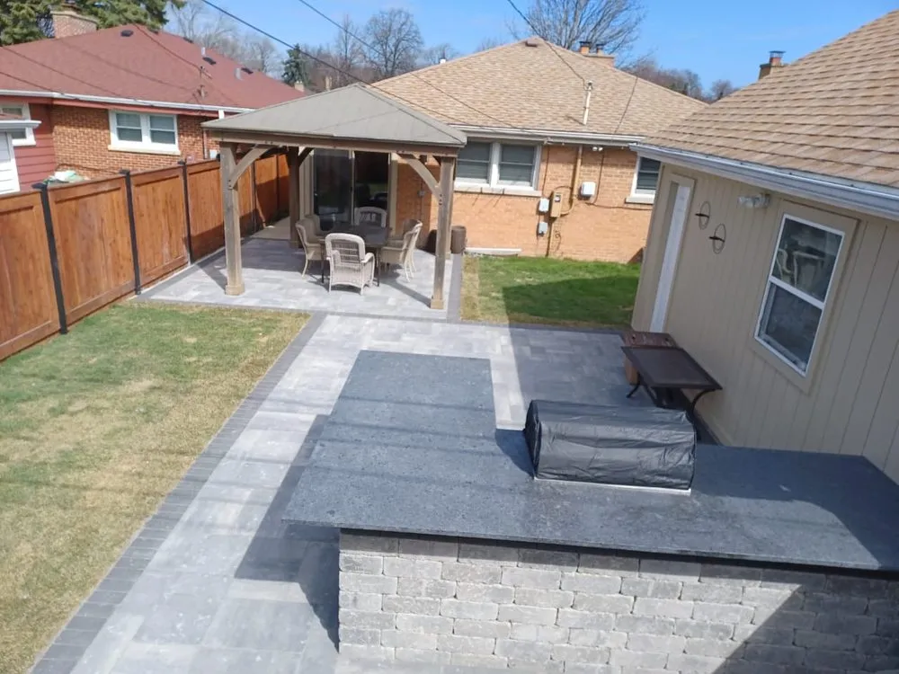 Trusted landscape design near you in Chicago, IL by Unikstone Hardscape