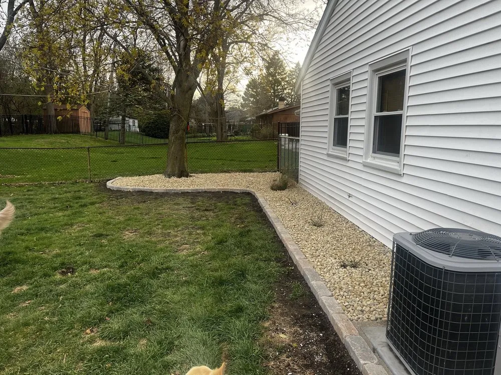 Affordable landscaping services experts serving Chicago, IL - Unikstone Hardscape