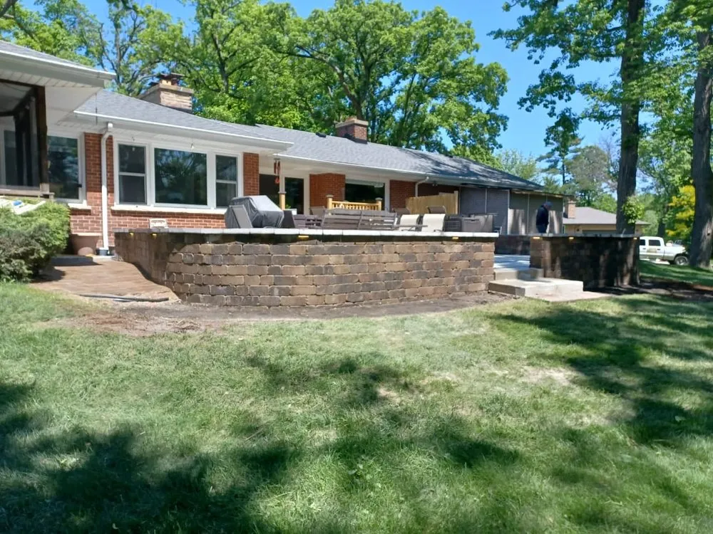 Reliable landscape design experts serving Chicago, IL - Unikstone Hardscape