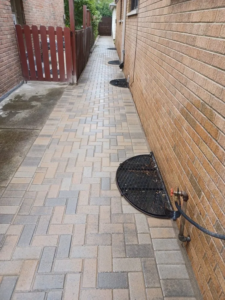 Professional lawn care service in Chicago, IL by Unikstone Hardscape