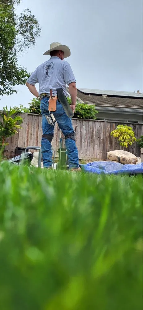 Affordable yard cleanup service for homes in Vista, CA by Unique California Landscape Construction