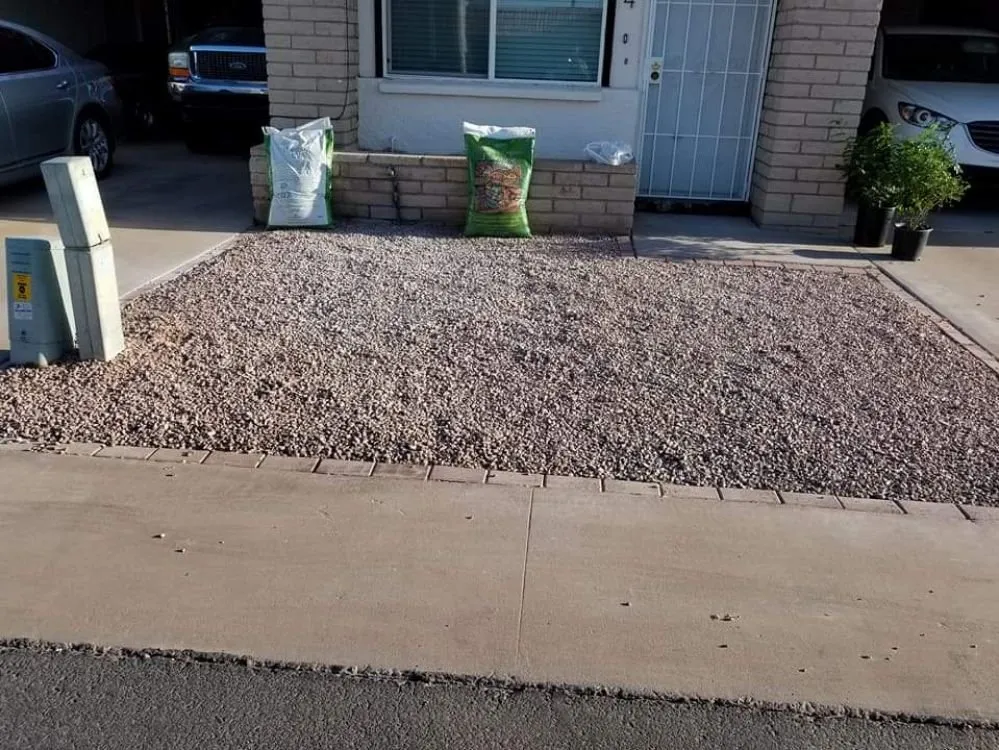 Affordable garden landscaping for beautiful yards across Phoenix, AZ - Unique Choice Design