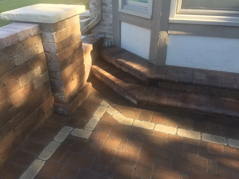 Expert yard maintenance in Ray, MI by Unique Clips