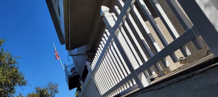 Affordable yard maintenance for homes in Del Mar, CA by Unique Deck and Patio