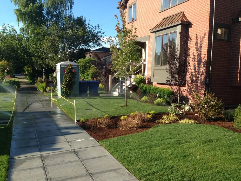 Local yard maintenance for beautiful yards in Maple Valley, WA by Unique Gardens