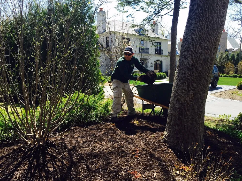 Custom landscape design in Waukegan, IL by Unique Green Cuts Landscape & Design