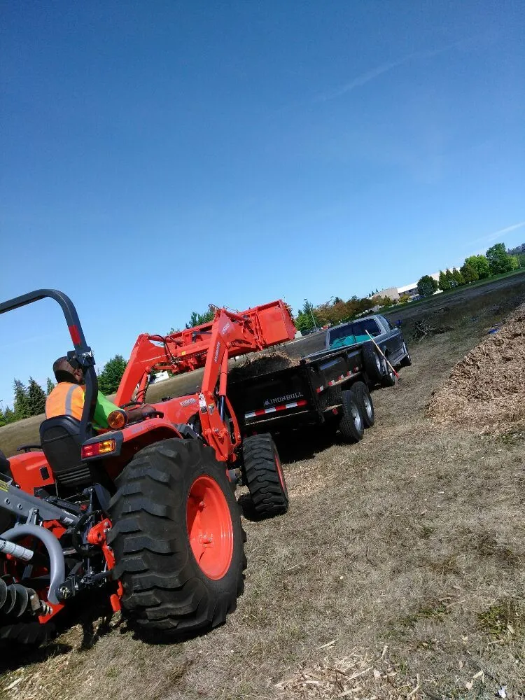 Top-rated landscaping services in Portland, OR by Unique Landscape & Construction