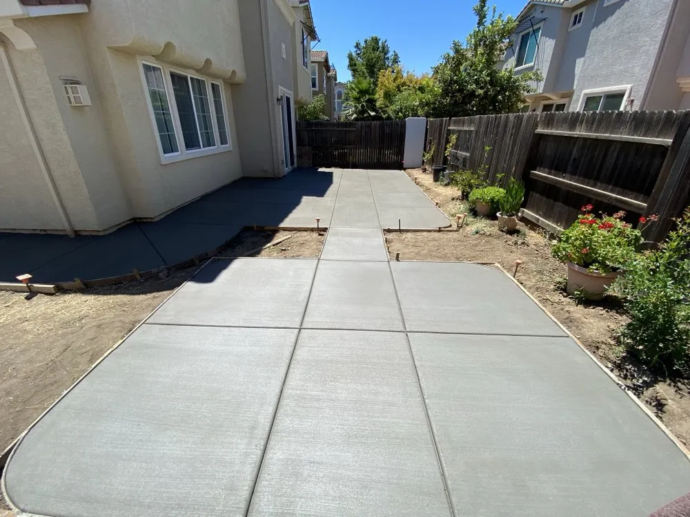 Trusted lawn care service in Elk Grove, CA by Unique Landscape
