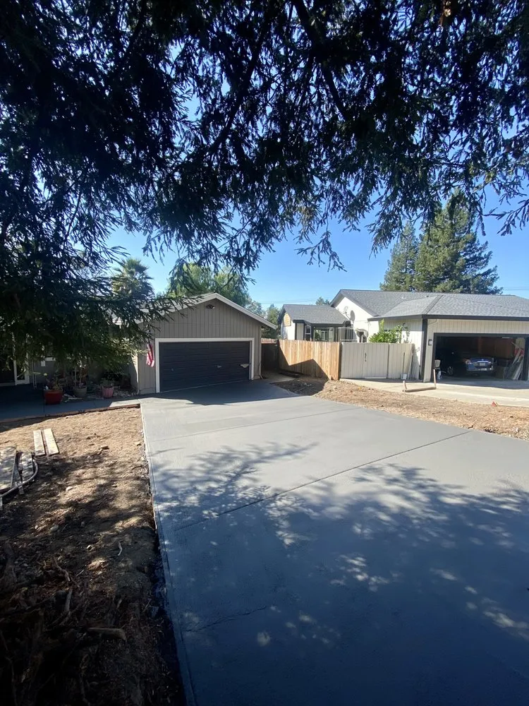 Trusted lawn mowing service in Santa Rosa, CA - Unique Landscape Management