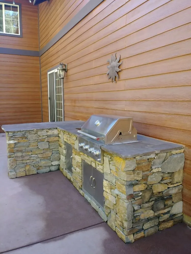 Top-rated garden landscaping in Nevada City, CA by Unique Landscapes