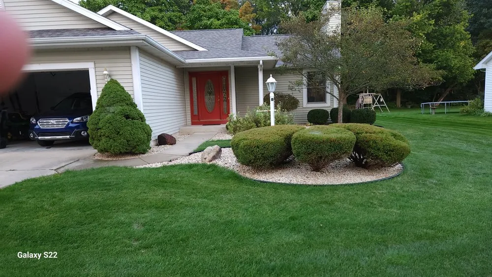 Professional yard cleanup service experts serving Elkhart, IN - Unique Landscaping & Outdoor Living Spaces