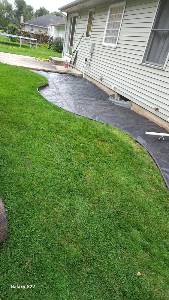 Top-rated garden landscaping in Elkhart, IN by Unique Landscaping & Outdoor Living Spaces