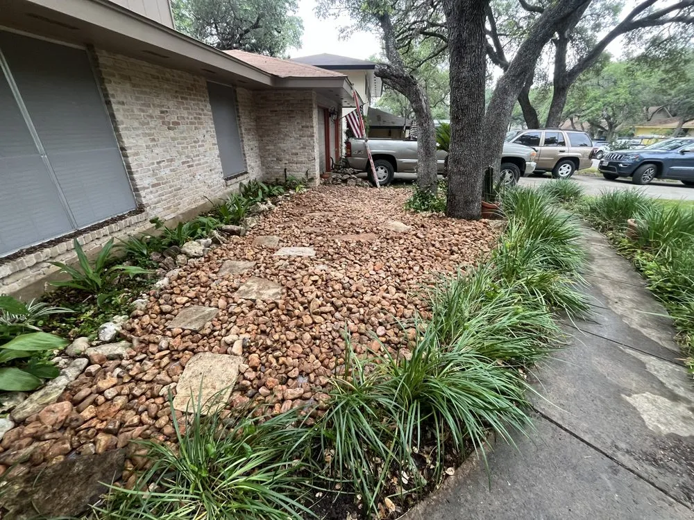 Custom lawn mowing service experts serving San Antonio, TX - Unique Landscaping